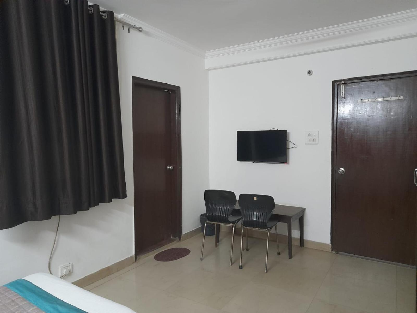 Hotel Airport Aditya Inn New Delhi Exterior photo